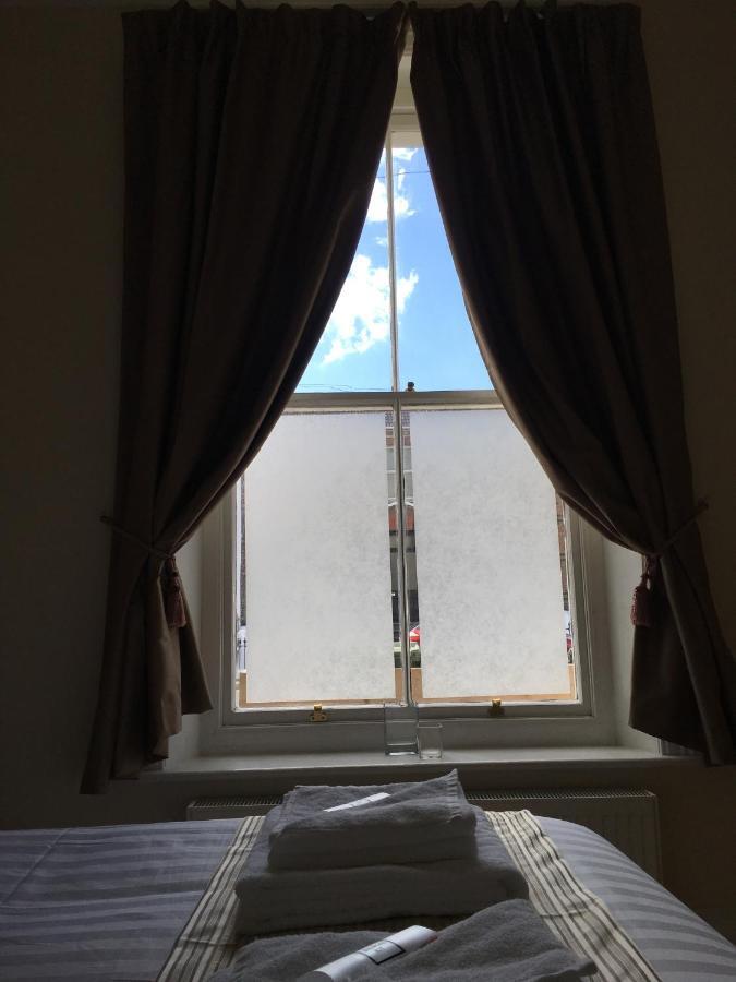 Brydges Self-Catering Spaces And En-Suite Rooms เฮสติงส์ ภายนอก รูปภาพ